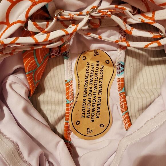 Cupshe Fish Scales Print One Piece 0X NWT - Picture 7 of 8